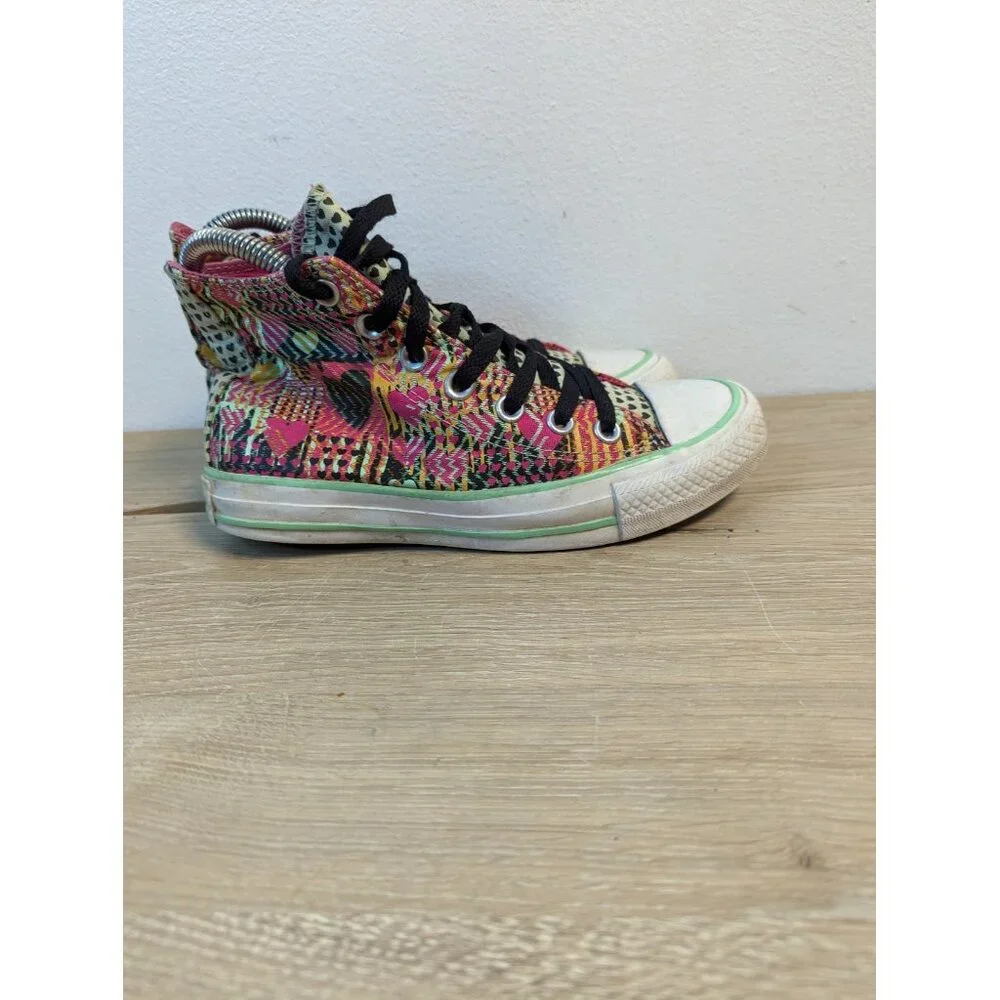 Converse Sz 5 Bright Patch HEARTS Zig Zags Chevron Stripes Retro HI TOP Women's